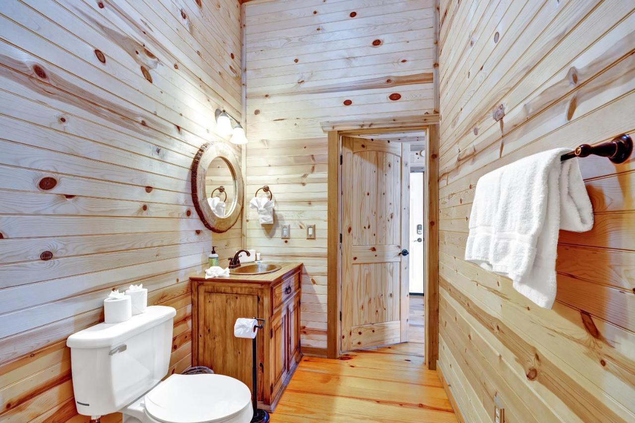 Rocky Ridge Cedar Cabin With Hot Tub & Amazing Views Crabapple Buitenkant foto