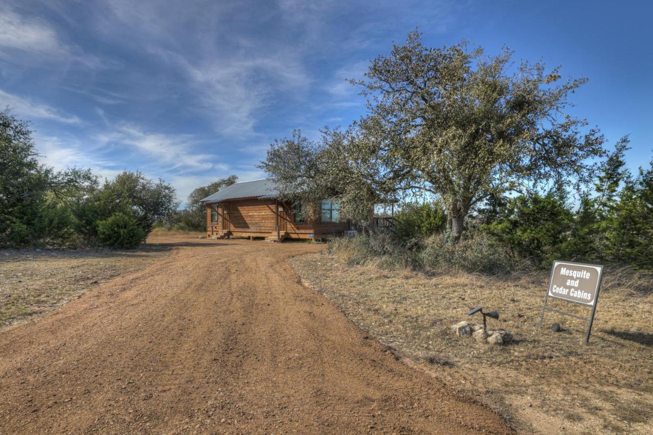 Rocky Ridge Cedar Cabin With Hot Tub & Amazing Views Crabapple Buitenkant foto