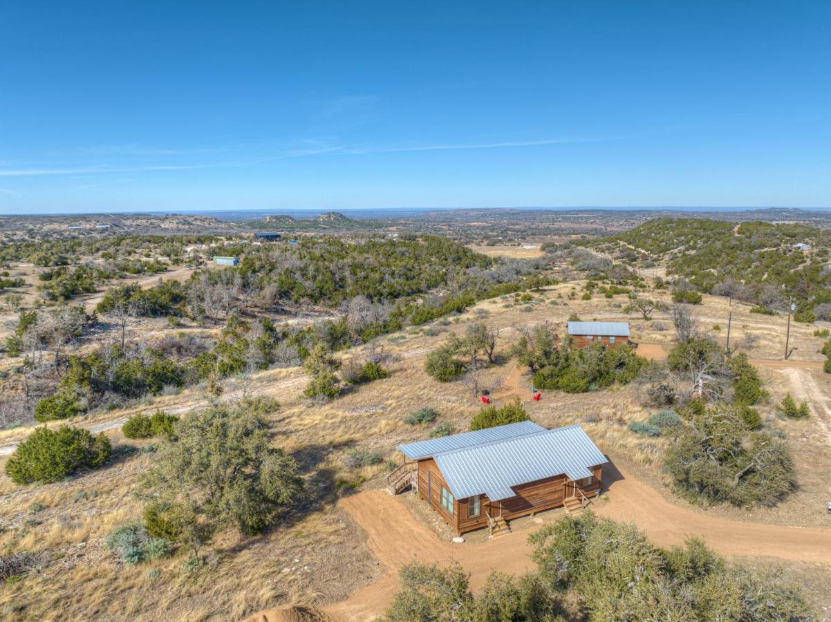 Rocky Ridge Cedar Cabin With Hot Tub & Amazing Views Crabapple Buitenkant foto